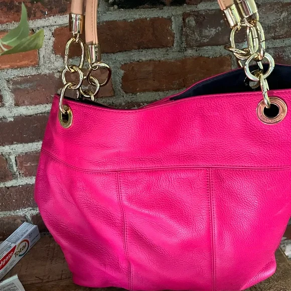 Tommy Hilfiger, pink satchel bag new with tags leather